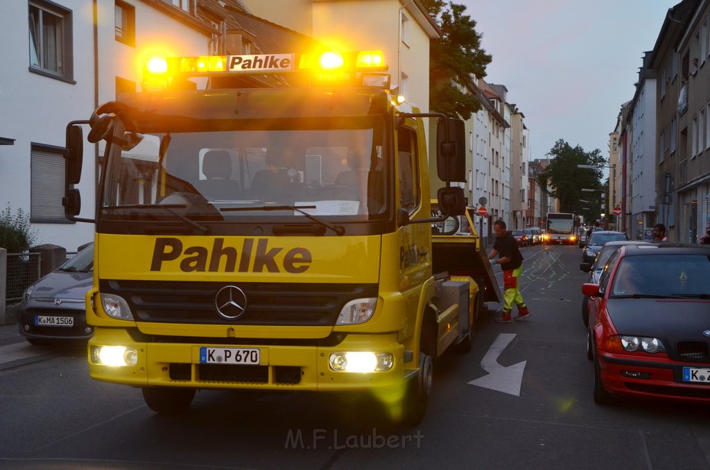 VU Alleinunfall Krad Koeln Kalk Buchforststr P86.JPG - Miklos Laubert